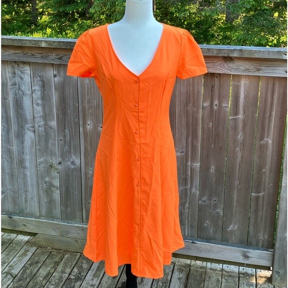 👗3/25$ 👗Vibrant Orange Summer Dress - Picture 1 of 12